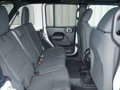 Used 2024 Jeep Wrangler Sport S image 26