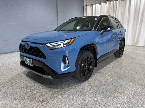 Used 2024 Toyota RAV4 XSE w/ Advanced Technology Package AWD/4WD image 4