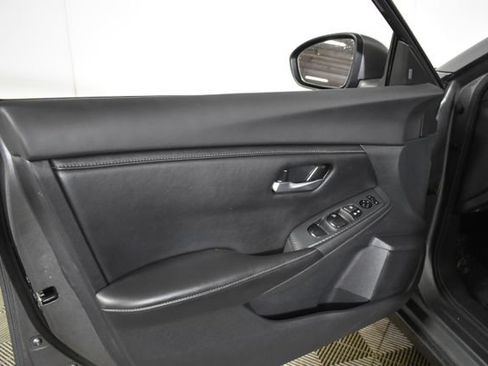 Certified 2023 Nissan Sentra S FWD image 7
