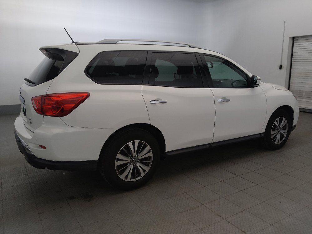 Used 2017 Nissan Pathfinder SV AWD/4WD image 10