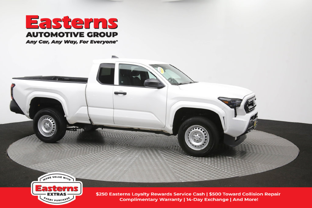 Used 2025 Toyota Tacoma SR RWD image 45