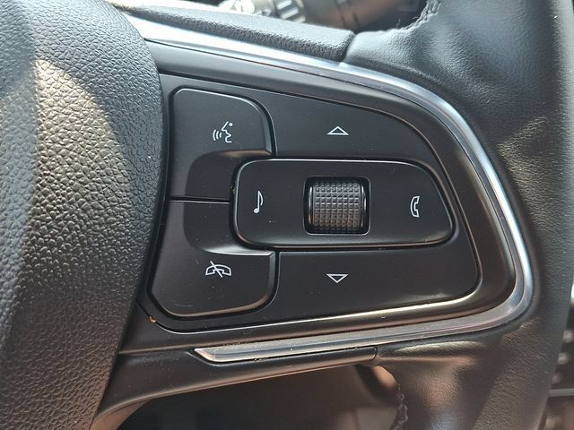 Certified 2024 Buick Encore GX Sport Touring AWD/4WD image 23