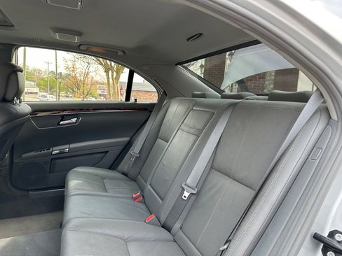 Used 2007 Mercedes-Benz S 550 image 32