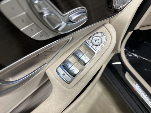 Used 2017 Mercedes-Benz GLC 300 300 4MATIC image 15