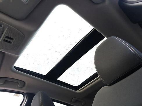 New 2026 Nissan Kicks SV w/ SV Premium Package image 8