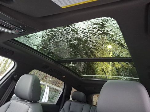 Used 2021 Audi Q7 3.0T Premium Plus w/ Executive Package image 12