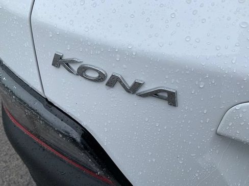 Certified 2023 Hyundai Kona SEL AWD/4WD image 15