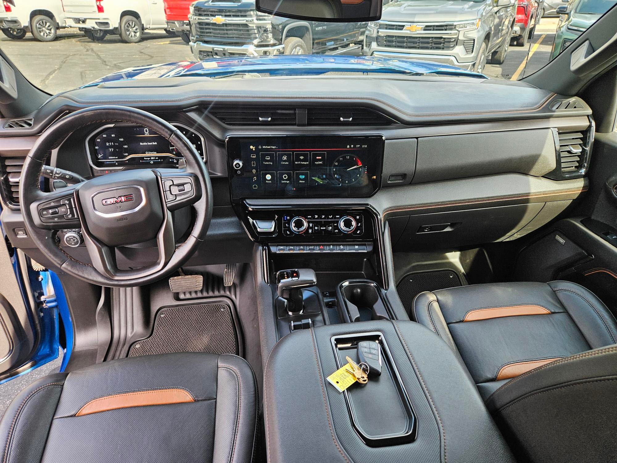 Used 2022 GMC Sierra 1500 AT4 w/ AT4 Premium Package AWD/4WD image 7