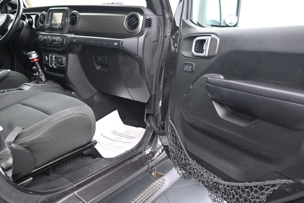 Used 2018 Jeep Wrangler Unlimited Sport S AWD/4WD image 12