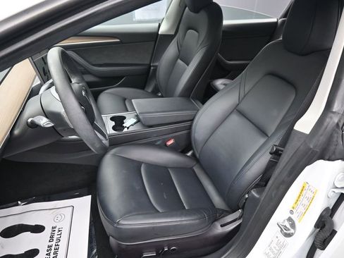 Used 2023 Tesla Model 3 Standard Range RWD image 27