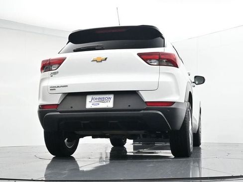 Used 2024 Chevrolet TrailBlazer LS w/ LS Convenience Package AWD/4WD image 32