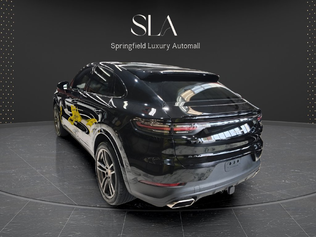Used 2023 Porsche Cayenne Coupe AWD/4WD image 5