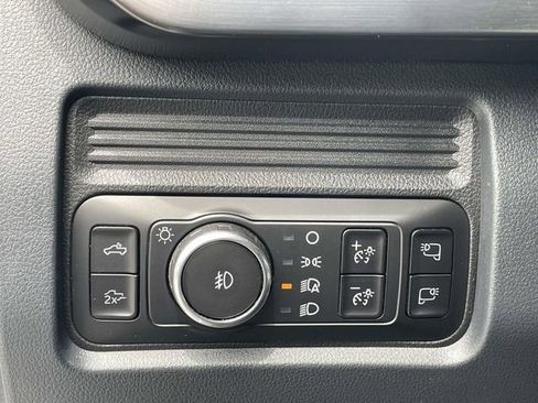 New 2025 Ford F250 Lariat image 14