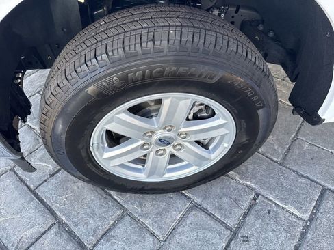 Used 2024 Ford F150 XL w/ Equipment Group 103A High image 4