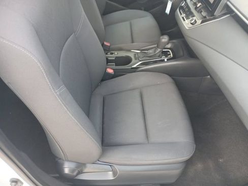 Used 2024 Toyota Corolla LE FWD image 19
