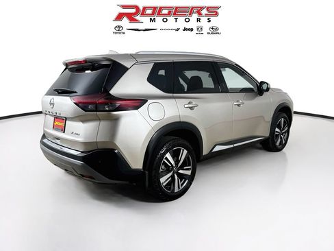 Used 2021 Nissan Rogue SL AWD/4WD image 8