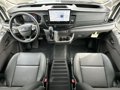 New 2026 Ford Transit 250 148 Medium Roof w/ Load Area Protection Package image 32