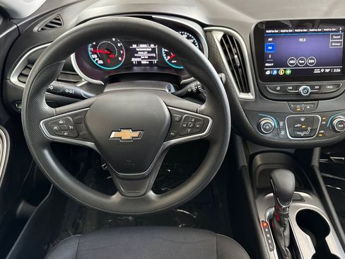 Used 2022 Chevrolet Malibu LS w/ LPO, Floor Liner Package FWD image 17