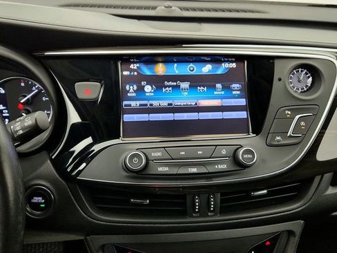Used 2019 Buick Envision Premium image 18