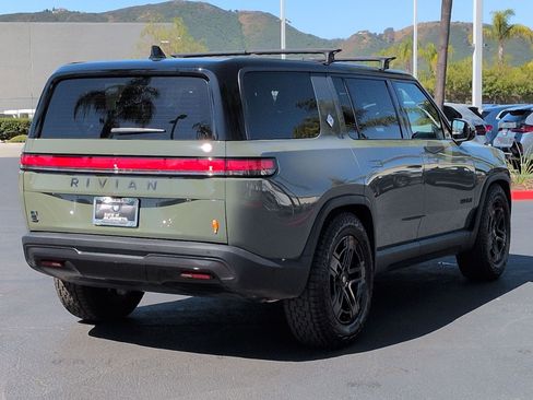 Used 2026 Rivian R1S Premium AWD/4WD image 10