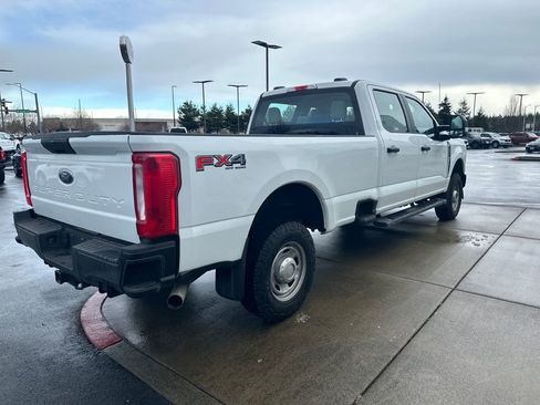 Used 2024 Ford F250 XL w/ FX4 Off-Road Package image 4