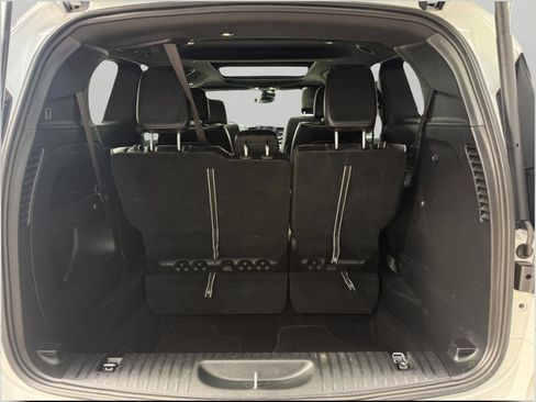 Used 2025 Chrysler Pacifica Limited FWD image 16