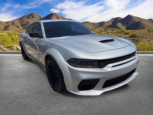 Used 2023 Dodge Charger Scat Pack RWD image 3