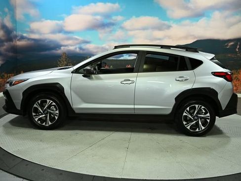 Used 2025 Subaru Crosstrek 2.0i Premium image 5
