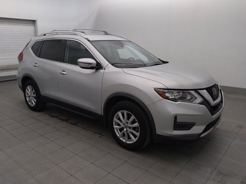 Used 2020 Nissan Rogue SV FWD image 11