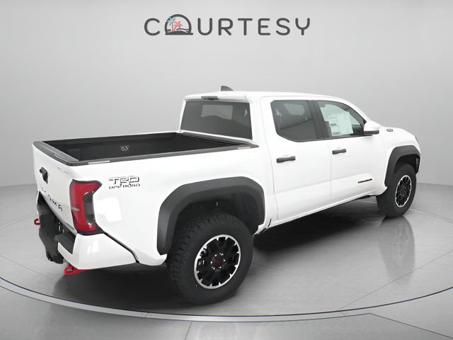 Certified 2025 Toyota Tacoma TRD Off-Road AWD/4WD image 15