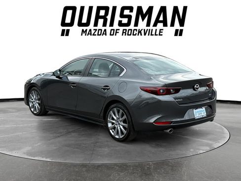 Used 2023 MAZDA MAZDA3 s FWD image 4