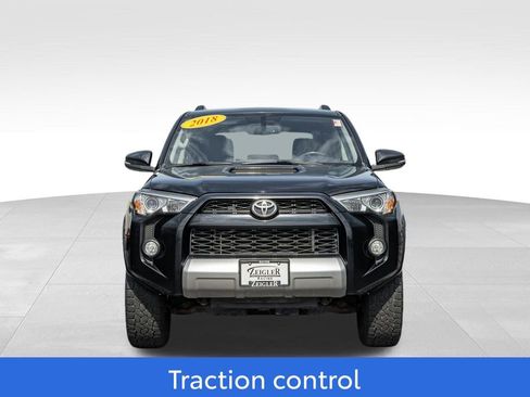 Used 2018 Toyota 4Runner TRD Off-Road Premium AWD/4WD image 2