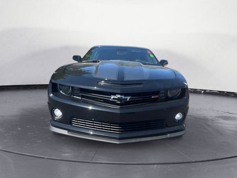 Used 2010 Chevrolet Camaro SS w/ RS Package image 3
