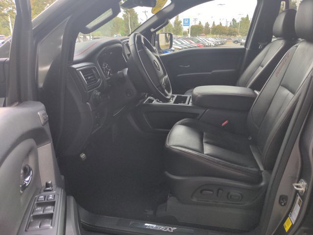 Used 2023 Nissan Titan PRO-4X w/ Pro-4x Convenience Package AWD/4WD image 8