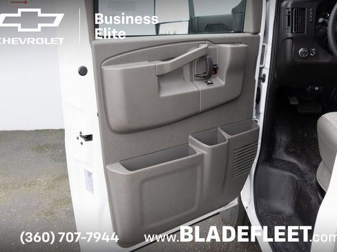 New 2024 Chevrolet Express 3500 w/ Power Convenience Package image 18