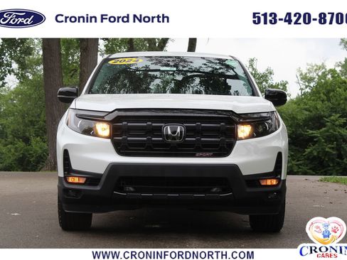 Used 2024 Honda Ridgeline Sport image 2