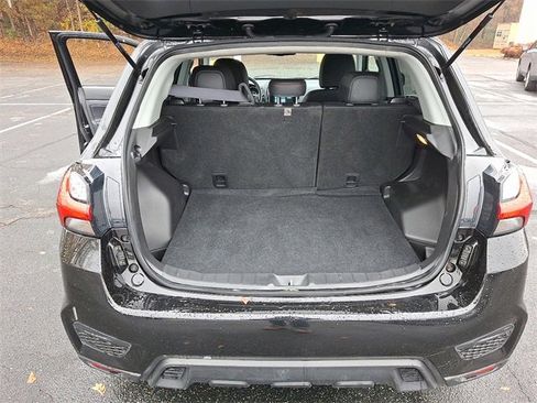 Used 2025 Mitsubishi Outlander Sport AWD image 29