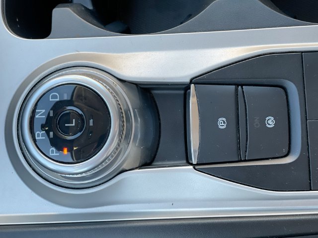 Used 2022 Ford Explorer XLT AWD/4WD image 24