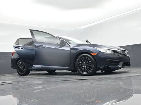 Used 2017 Honda Civic LX image 65