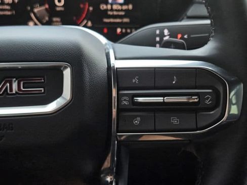 Used 2024 GMC Acadia Elevation w/ Luxury Package FWD image 30