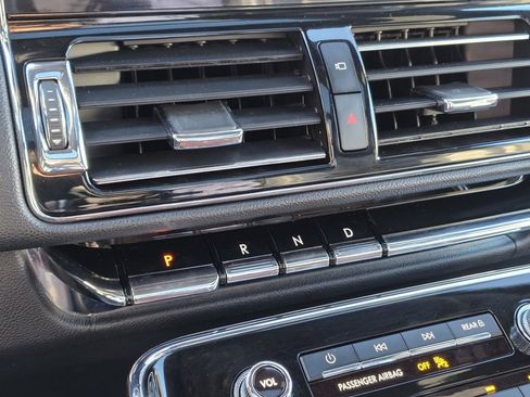 Used 2023 Lincoln Navigator Reserve image 22