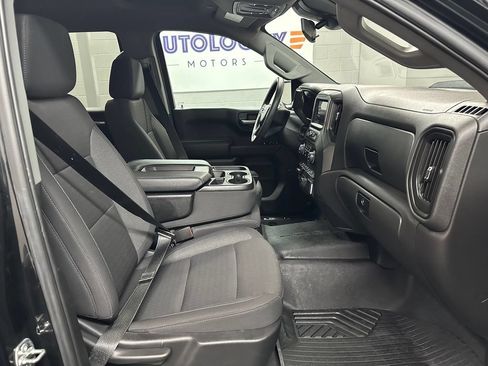 Used 2025 Chevrolet Silverado 1500 Custom Trail Boss AWD/4WD image 19