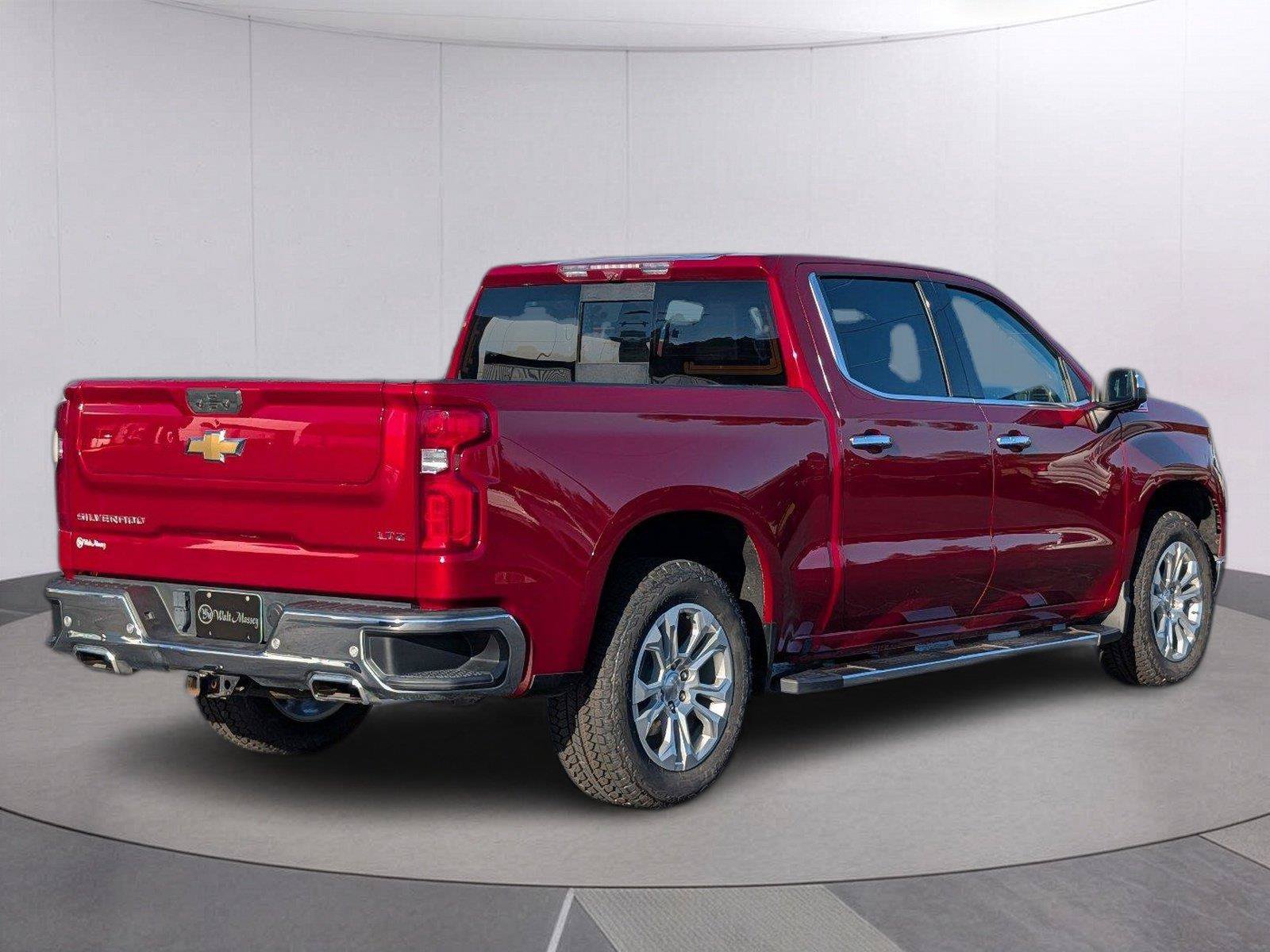 Certified 2024 Chevrolet Silverado 1500 LTZ w/ LTZ Premium Package AWD/4WD image 7