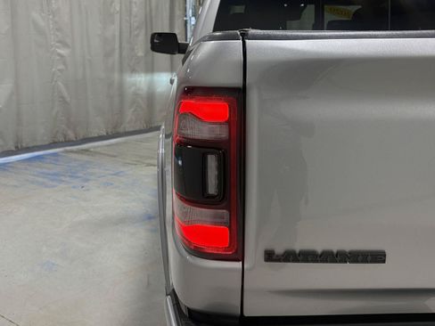 Used 2020 RAM 1500 Laramie AWD/4WD image 30