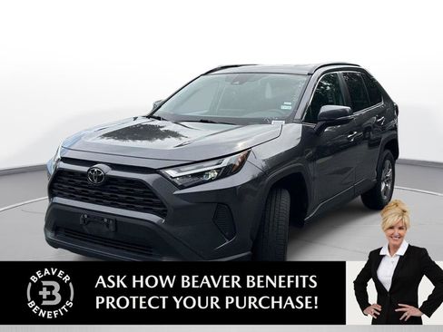 Used 2025 Toyota RAV4 XLE FWD image 1