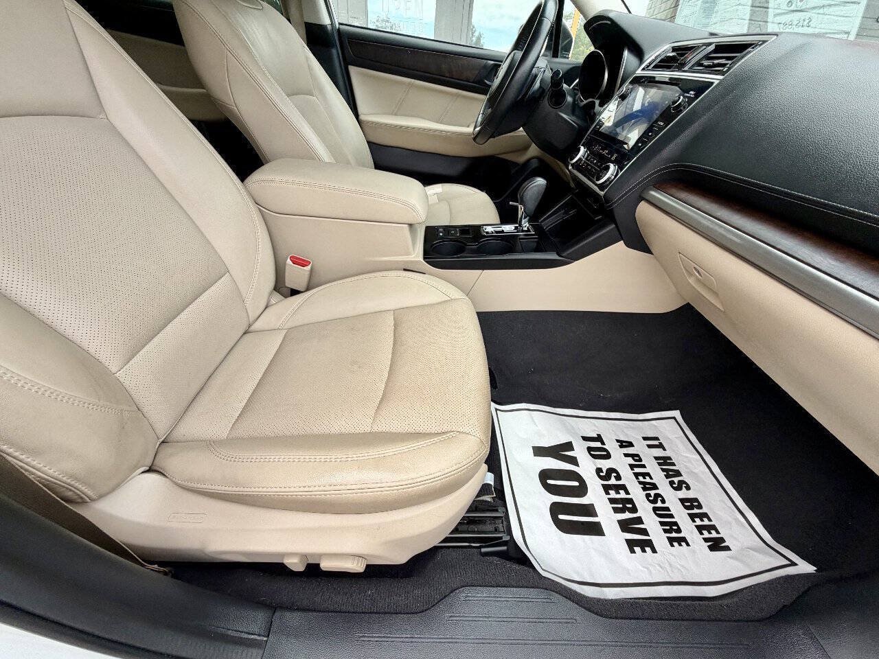 Used 2019 Subaru Outback 2.5i Limited AWD/4WD image 22