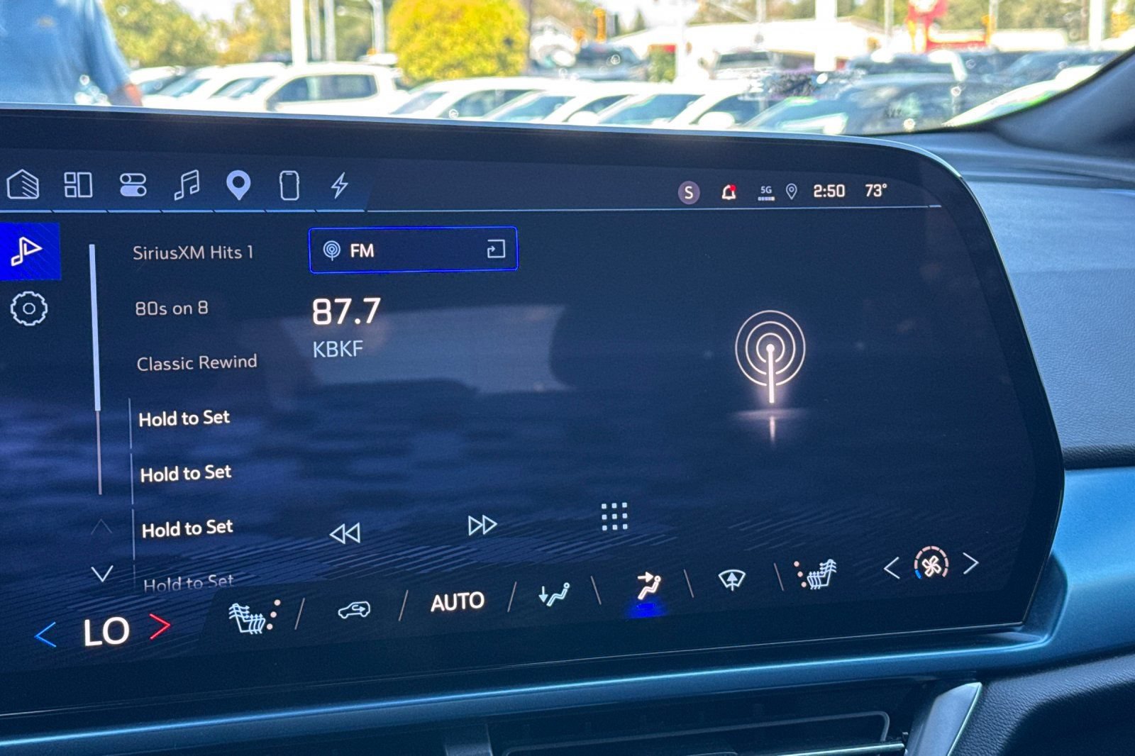 Used 2024 Chevrolet Equinox EV LT AWD/4WD image 25