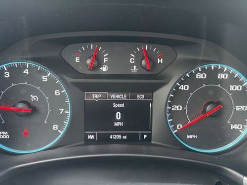 Used 2022 Chevrolet Equinox LS AWD/4WD image 10