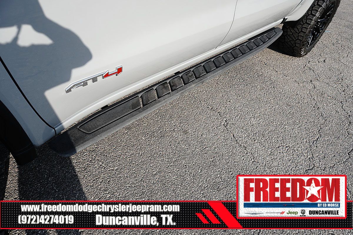 Used 2024 GMC Sierra 1500 AT4 w/ Technology Package AWD/4WD image 46
