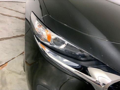 Used 2024 MAZDA MAZDA3 s FWD image 26